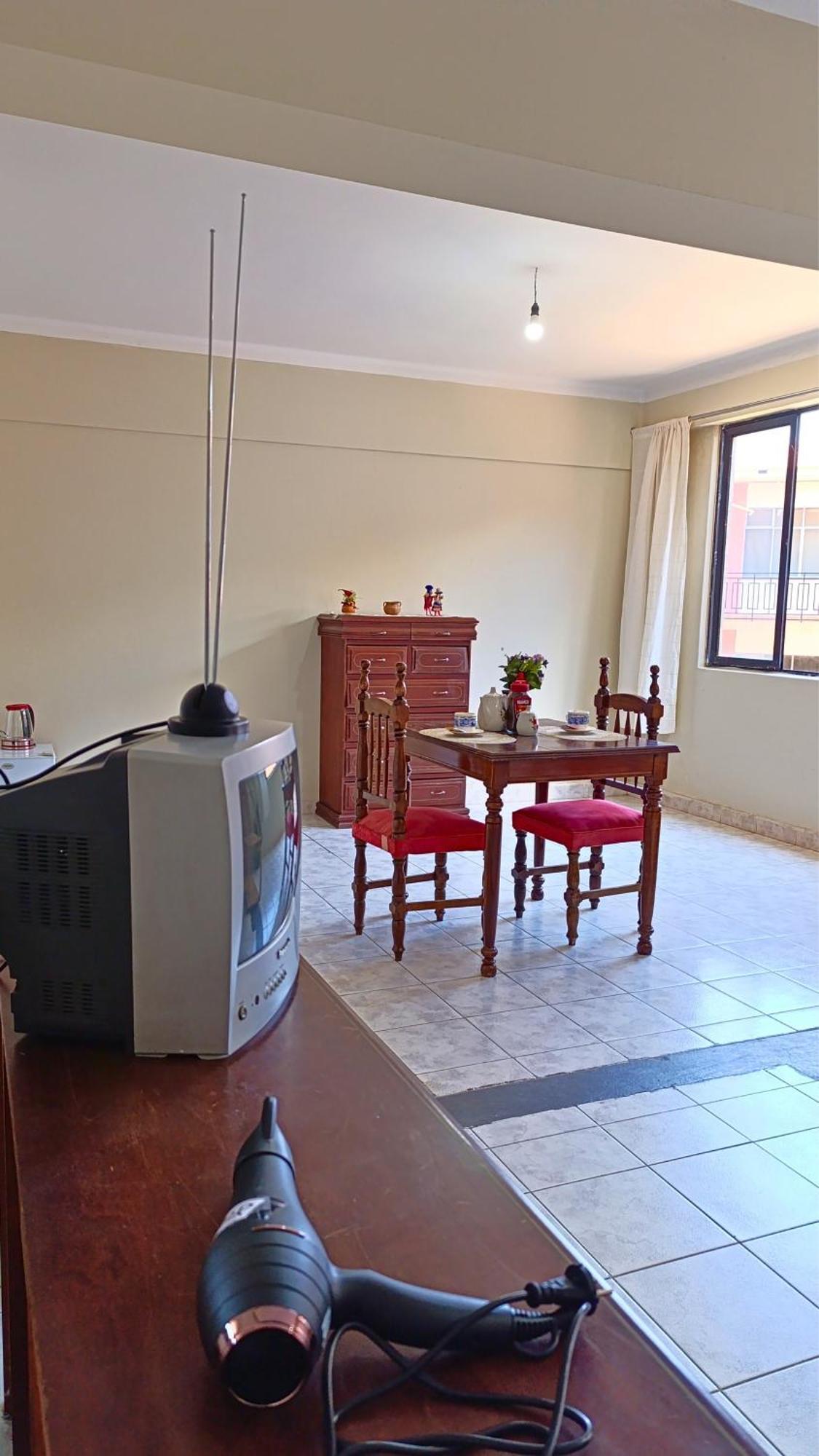 Suite Privada Con Cocina Wifi Y Parking Gratis Tarija Exteriör bild