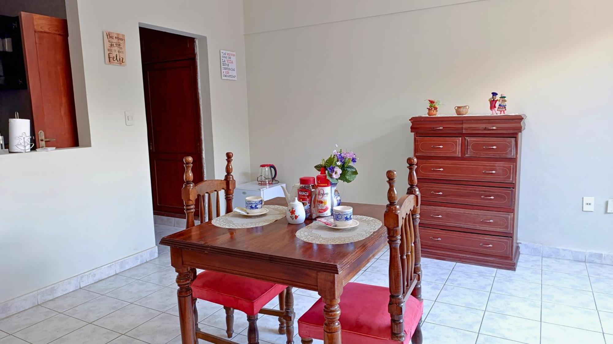 Suite Privada Con Cocina Wifi Y Parking Gratis Tarija Exteriör bild